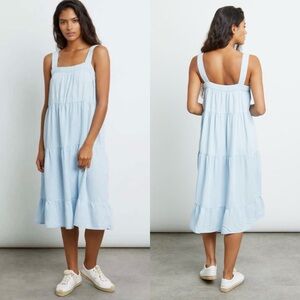 Rails Amaya Tiered Dress Size M Midi Sleeveless Chambray Blue Summer Casual